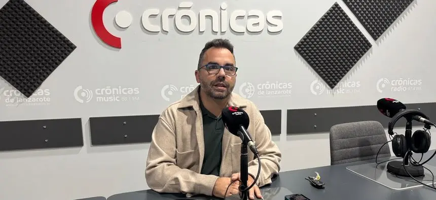 Echedey Eugenio esta semana en el estudio de Crónicas Radio