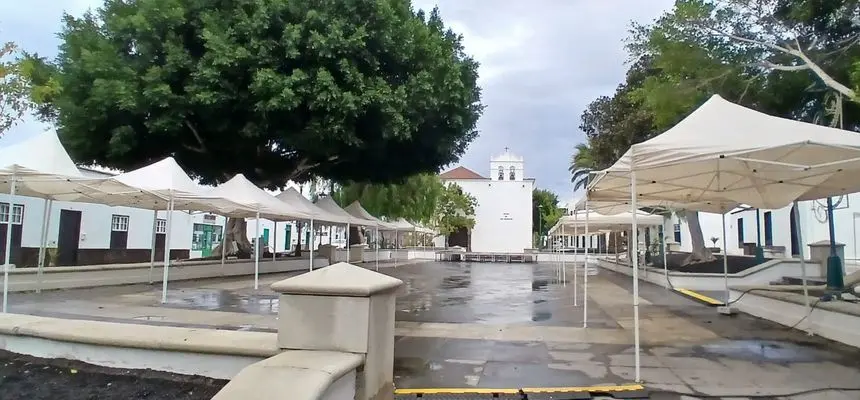 Aspecto que presetaba la plaza a primera hora de la mañana