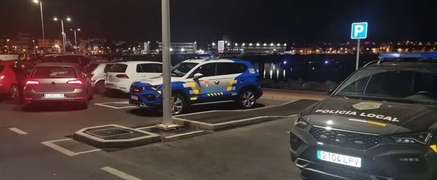 Imagen de archivo de una actuación similar en la que tuvo que intervenir la Policía Local de Arrecife