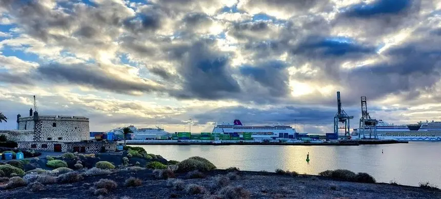 Muelle de los Mármoles.