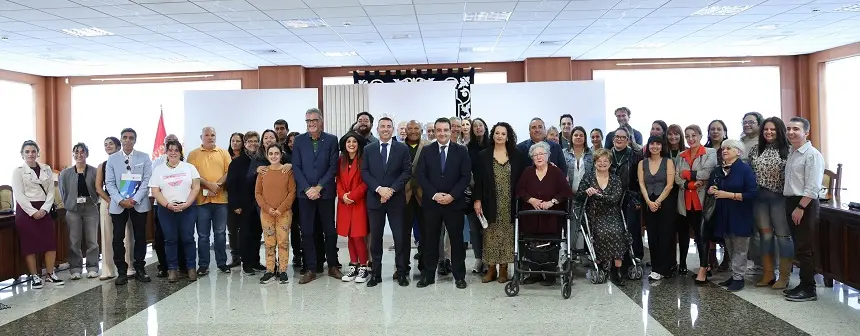 Presentación de la gala solidaria Abrazando a la diversidad.