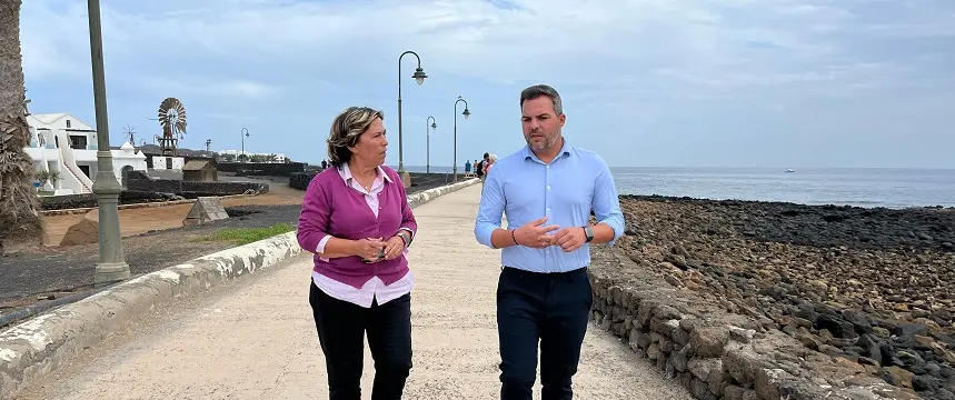 Jacobo Medina y Rita Hernández en Costa Teguise