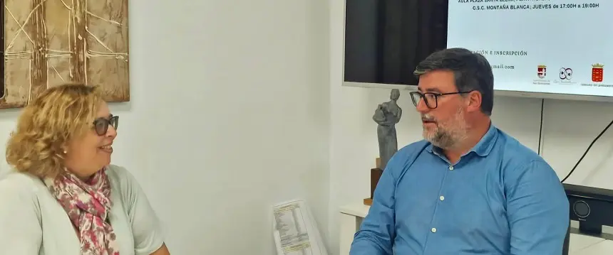 El alcade de San Bartolomé,Isidro Pérez junto a la concejala Ana Lopes