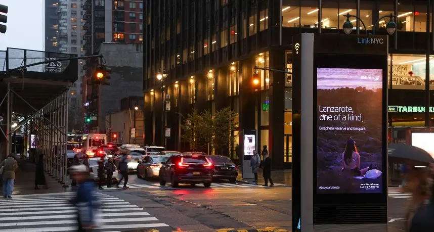 Publicad de Lanzarote en las calles de Nueva York.