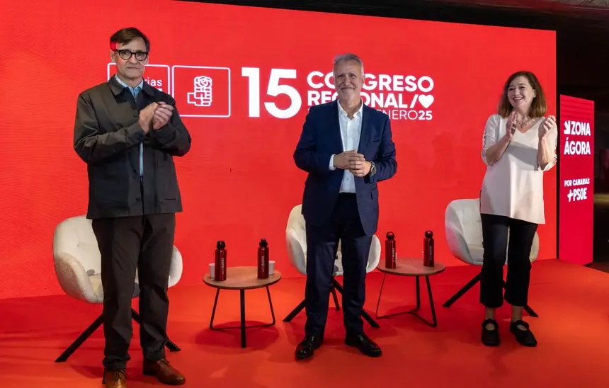 Ángel Víctor Torres con Francina Armengol y Salvador Illa