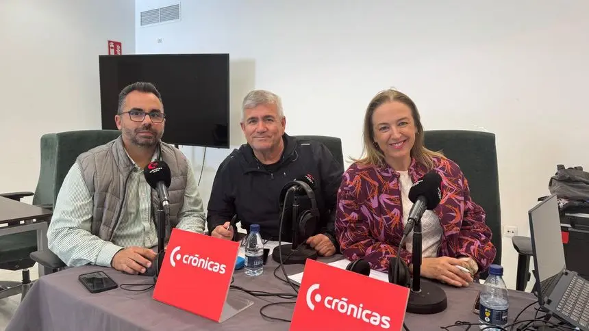 "Taller La Radio en el Barrio" llevado a cabo en el Archivo Municipal de Arrecife.