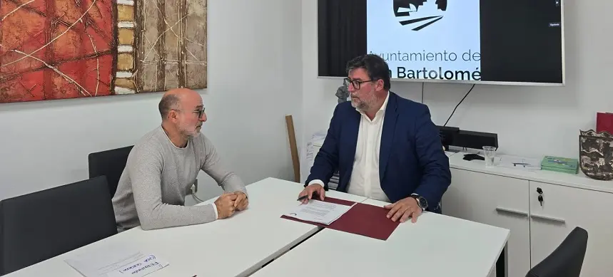 El concejal Fernando Vadillo y el alcalde Isidro Pérez