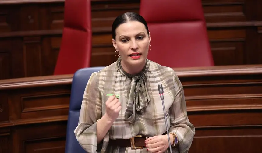 Migdalia Machín este martes en el Parlamento autonómico