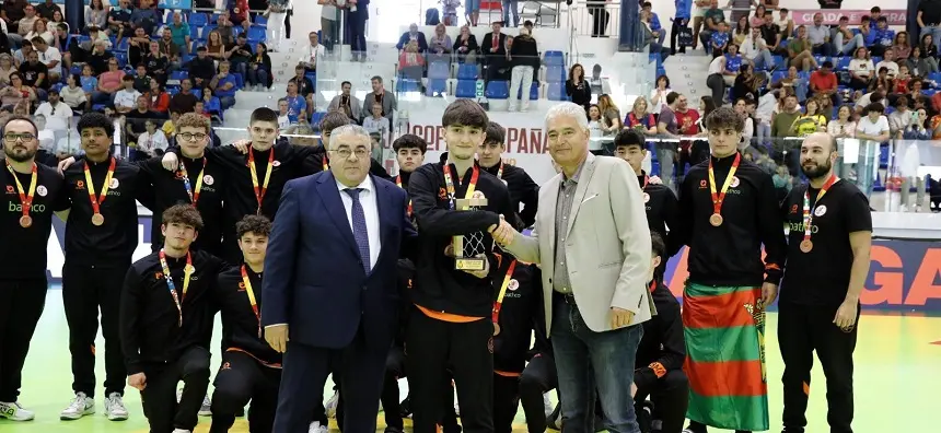 José Juan Cruz durante la celebración de la Copa de España de Balonmano.