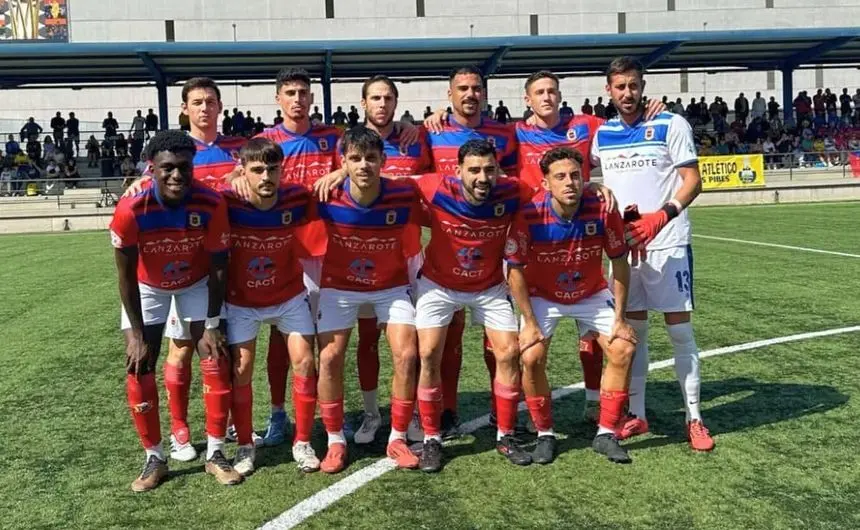 El equipo que jugó de inicio el encuentro