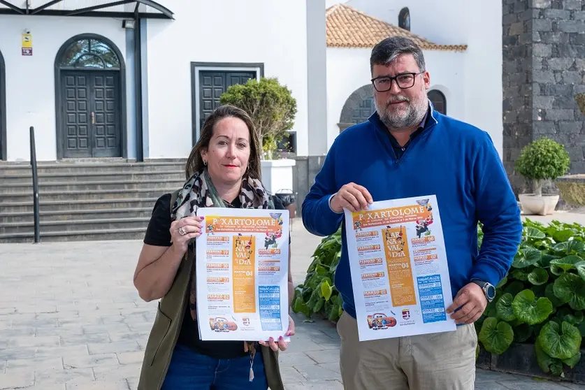 Presentación cartel programación carnavales 2025.