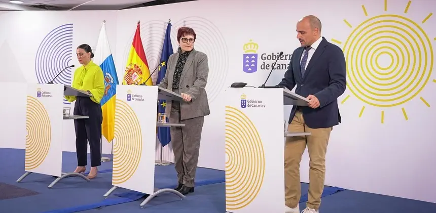 Imagen de los representantes del Gobierno en la rueda posterior a su reunión de este lunes.