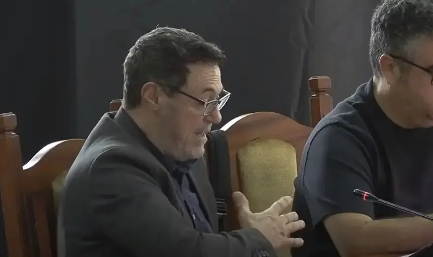Óscar Pérez durante un pleno del Cabildo de Lanzarote. 