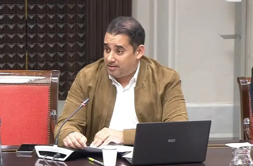 Yoné Caraballo en la comisión de transición ecológica del viernes 7 de marzo 2025