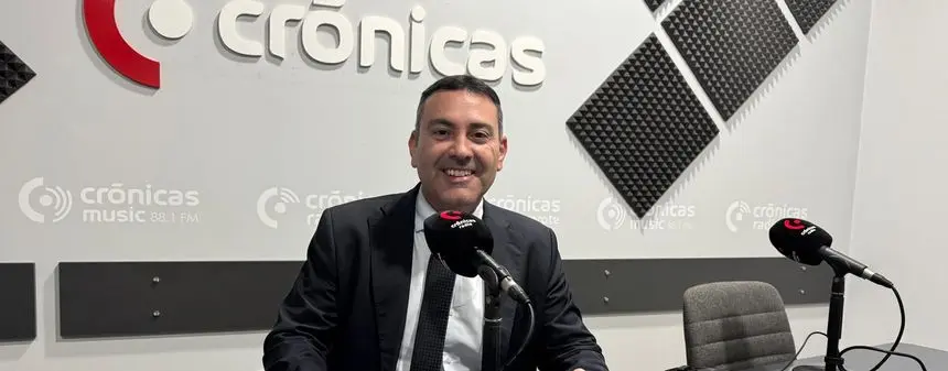 Oswaldo Betancort en Crónicas Radio.