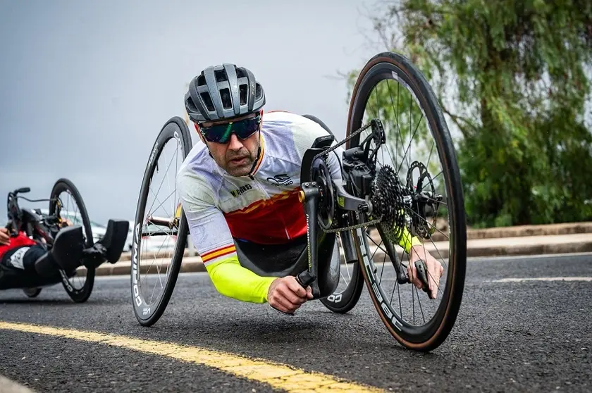 Imagen de uno de los participantes de la Handbike International Lanzarote.