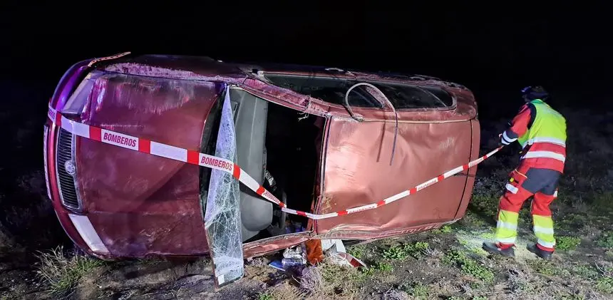 Imagen de cómo quedó el vehículo tras el accidente