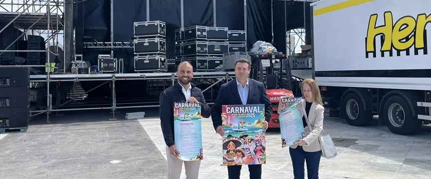 Óscar Noda y los concejales de Festejos y Seguridad Ciudadana, Daniel Medina y Beatriz Vázquez.