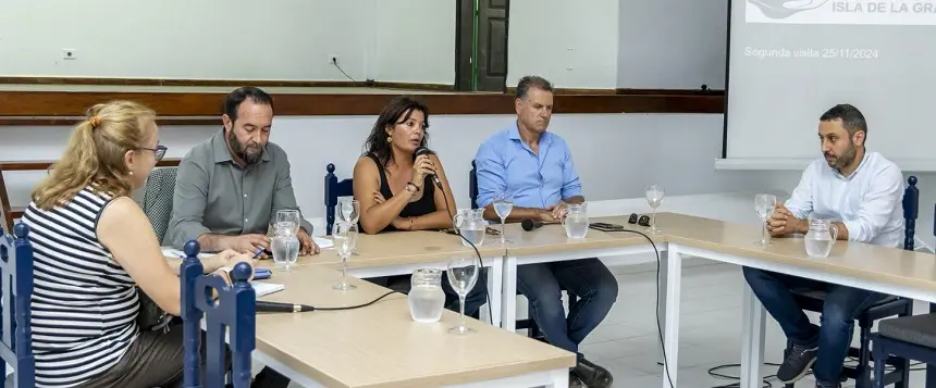 Imagen del día de la presentación del proyecto a los vecinos de la Octava Isla.