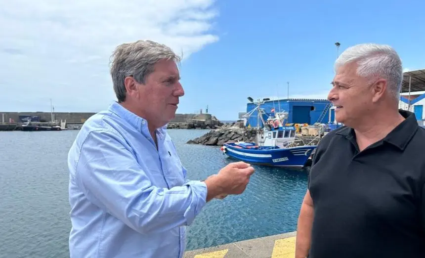 Gabriel Mato en una visita que realizó a Lanzarote.