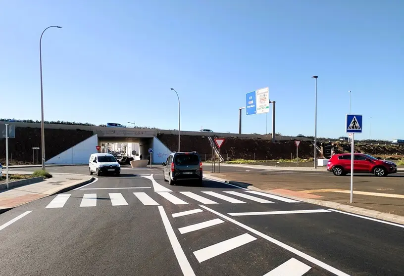 Reabierta al tráfico la vía   por donde discurre la principal circulación entre los barrios de Argana y Titerroy.