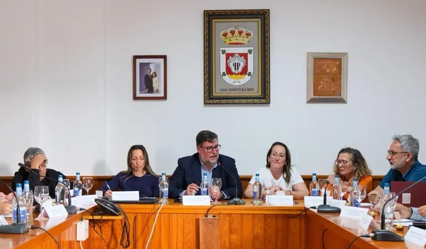 Reunión consejo escolar.