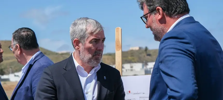 Foto El alcalde de San Bartolomé Isidro Pérez solicita al presidente Fernando Clavijo convenir un nuevo centro de salud en Playa Honda