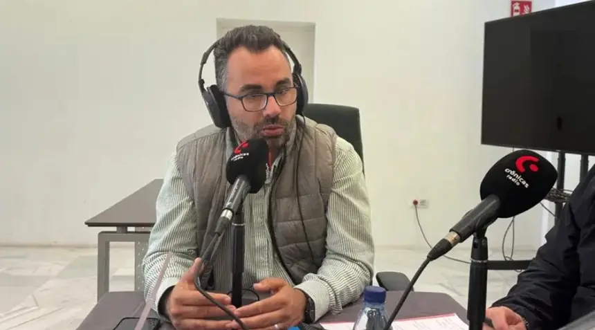 Echedey Eugenio días atrás participando en uno de los talleres de radio que ha organizado este año Crónicas Radio.