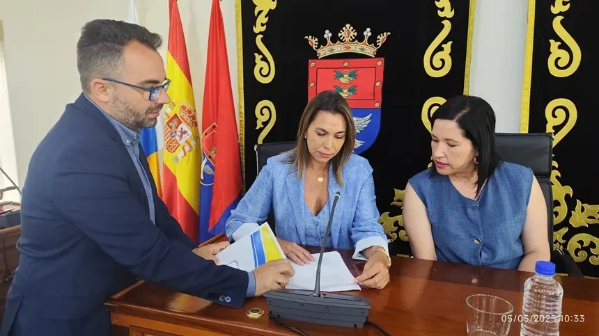 Echedey Eugenio, Maite Corujo y Abigail González .