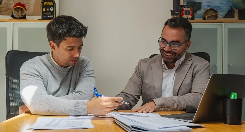 El concejal de Urbanismo, Maciot Cabrera con el teniente de alcalde, Echedey Eugenio