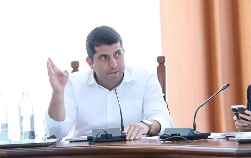 Benjamín Perdomo en un pleno del Cabildo.