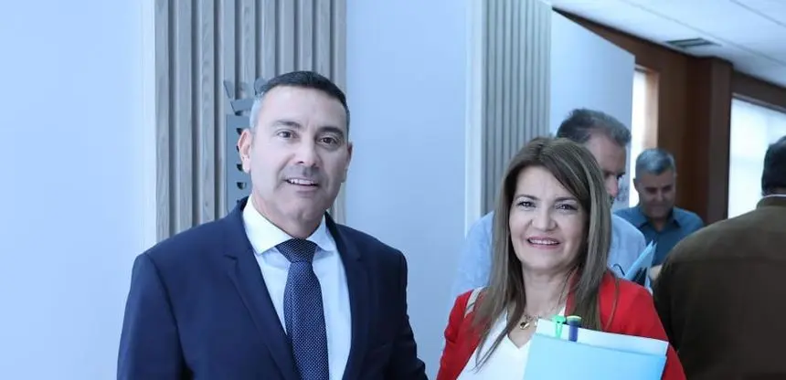 Oswaldo Betancort junto a María Jesús Tovar 