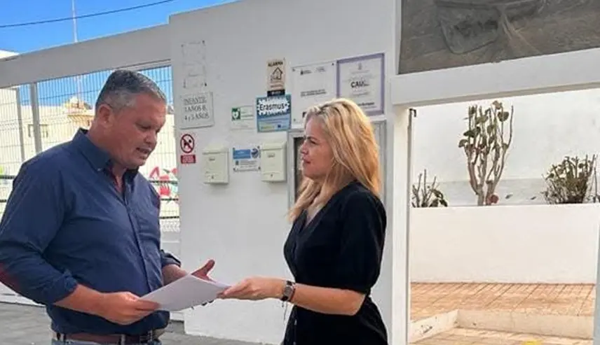 Alfredo Mendoza junto a Cristina Duque.