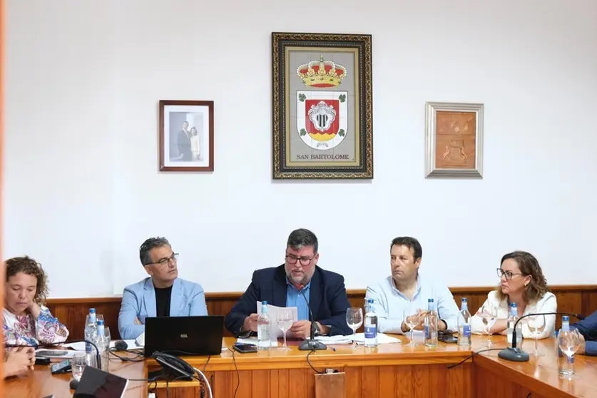 Pleno del Ayuntamiento de San Bartolomé.