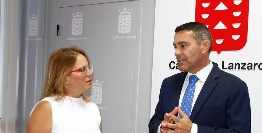 Oswaldo Betancort junto a Nori Machin