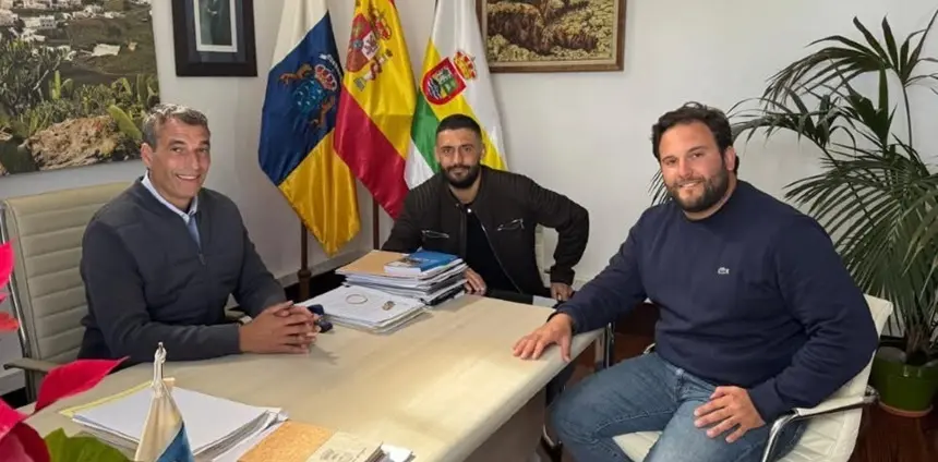 Alberto de León junto a Alfredo Villalba.