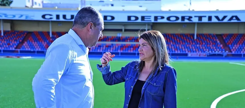Juan Monzón y María Jesús Tovar en la Ciudad Deportiva.