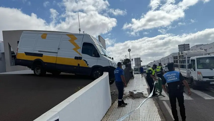 Imagen del furgón tras el accidente.