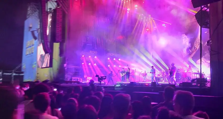 Los hermanos Muñoz y su banda cerraron con notable éxito su gira en Lanzarote