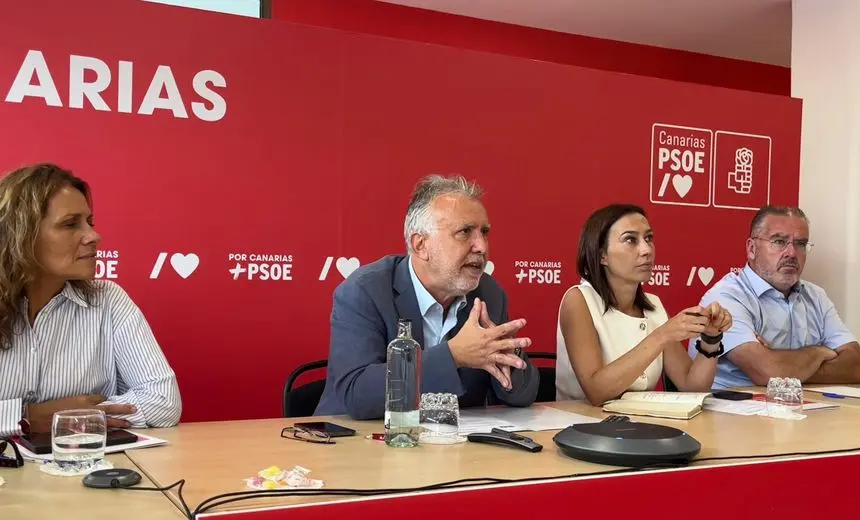 Imagen de la rueda de prensa de este miércoles liderada por Ángel Víctor Torres