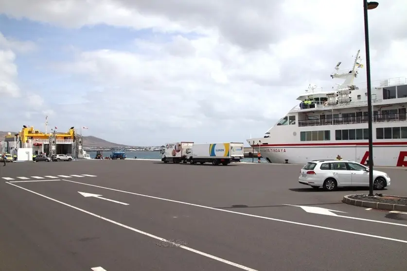 Puerto de Playa Blanca.