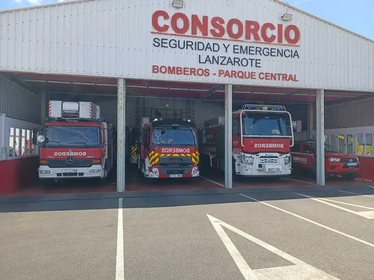 Camiones de los bomberos del Consorcio de Seguridad y Emergencias.
