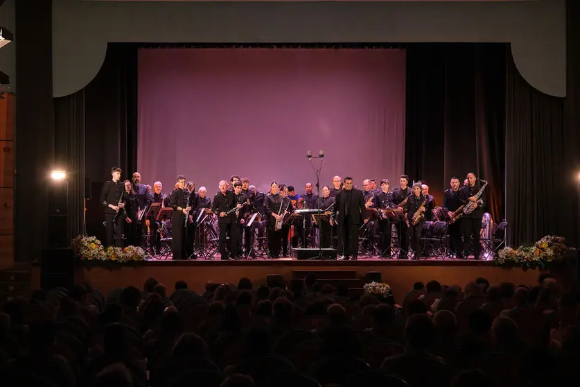Banda municipal durante el concierto en San Bartolomé.