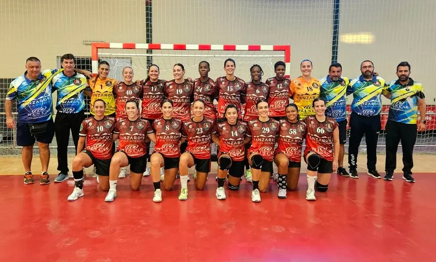 Jugadoras y cuerpo técnico del CB Zonzamas.