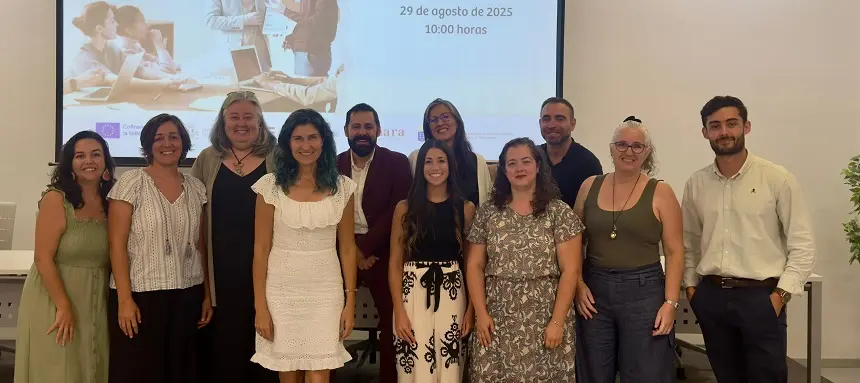 Imagen de los participantes en la iniciativa de la Cámara.