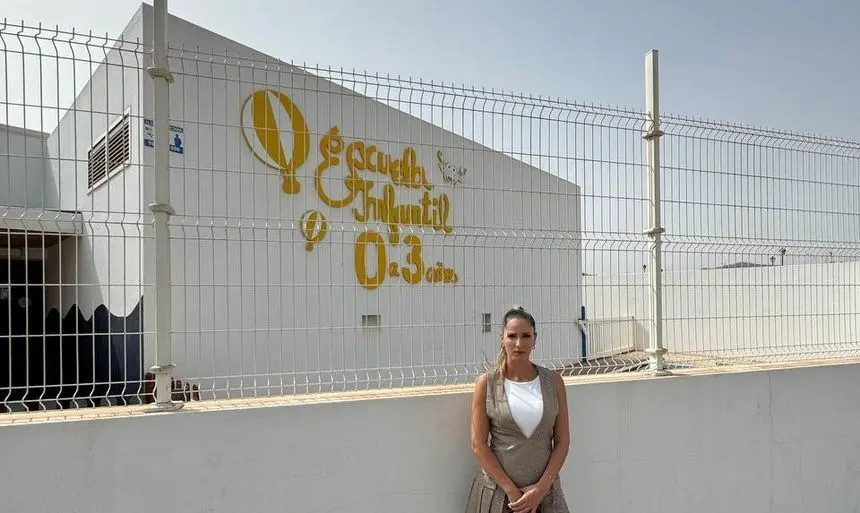 Sheila Guillén en una Escuela Infantil de Arrecife