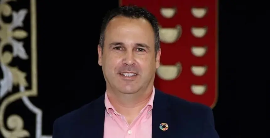 Hugo Delgado en su etapa de consejero del Cabildo de Lanzarote.