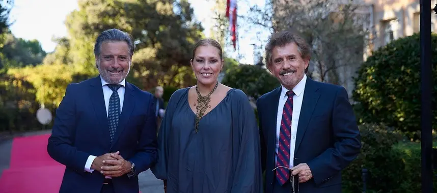 Astrid Pérez junto a Gustavo Matos en los actos del día nacional de Chile.