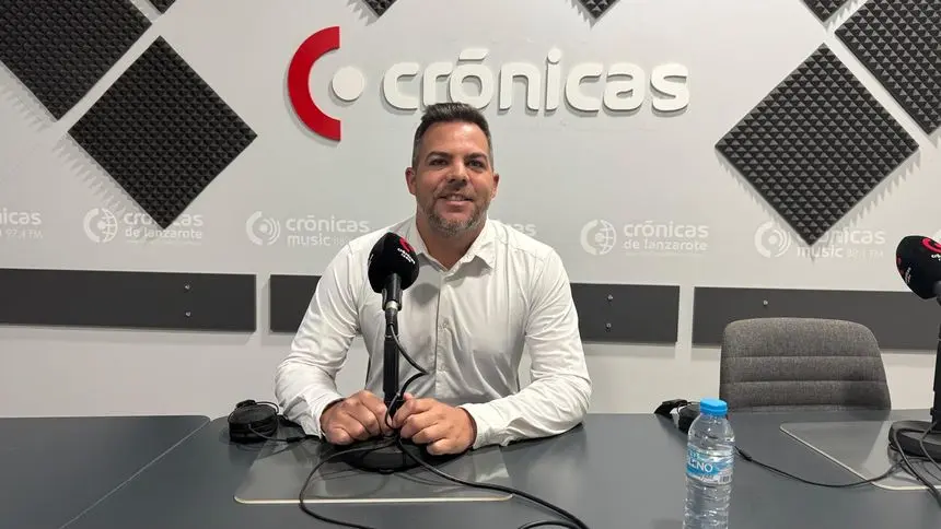 Jacobo Medina en el programa "A Buena Hora" de Crónicas Radio.
