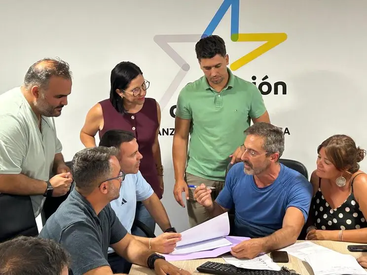 Pedro San Ginés junto al resto de sus compañeros de CC.